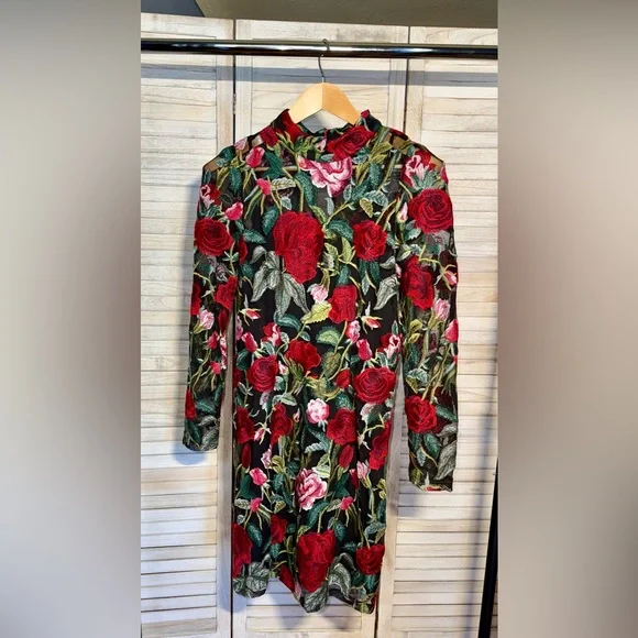 Boston Proper Festive Rose Embroidered Lace Long Sleeve Sheath Dress - Picture 4 of 7